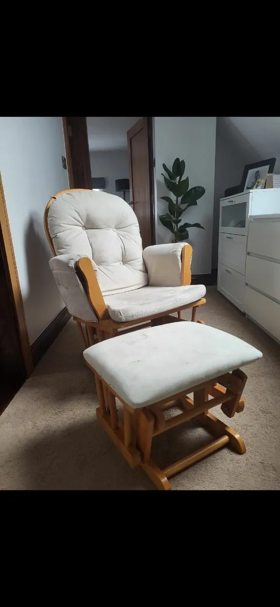 Rocking chair - Image 1
