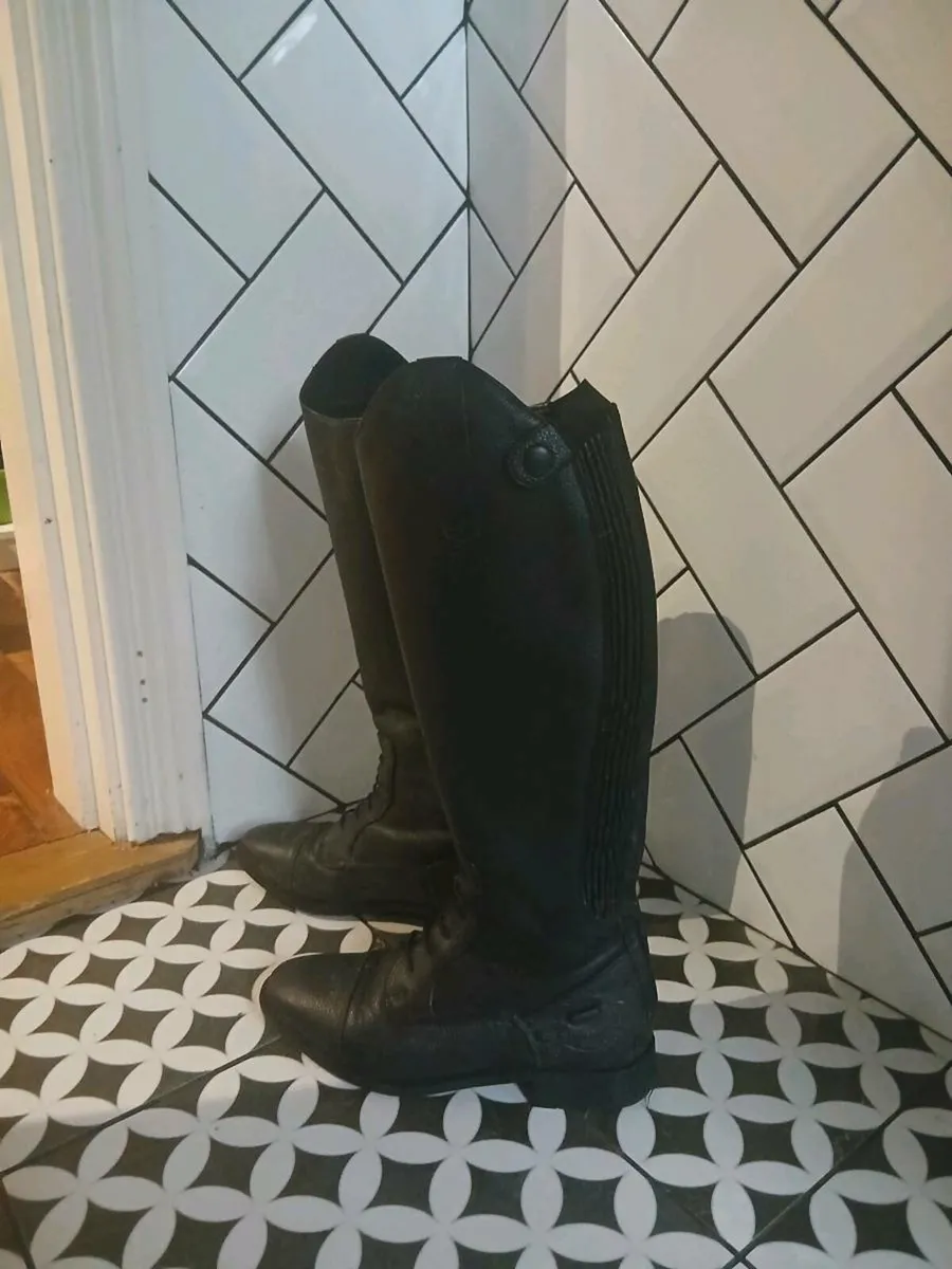 Riding boots - Image 4