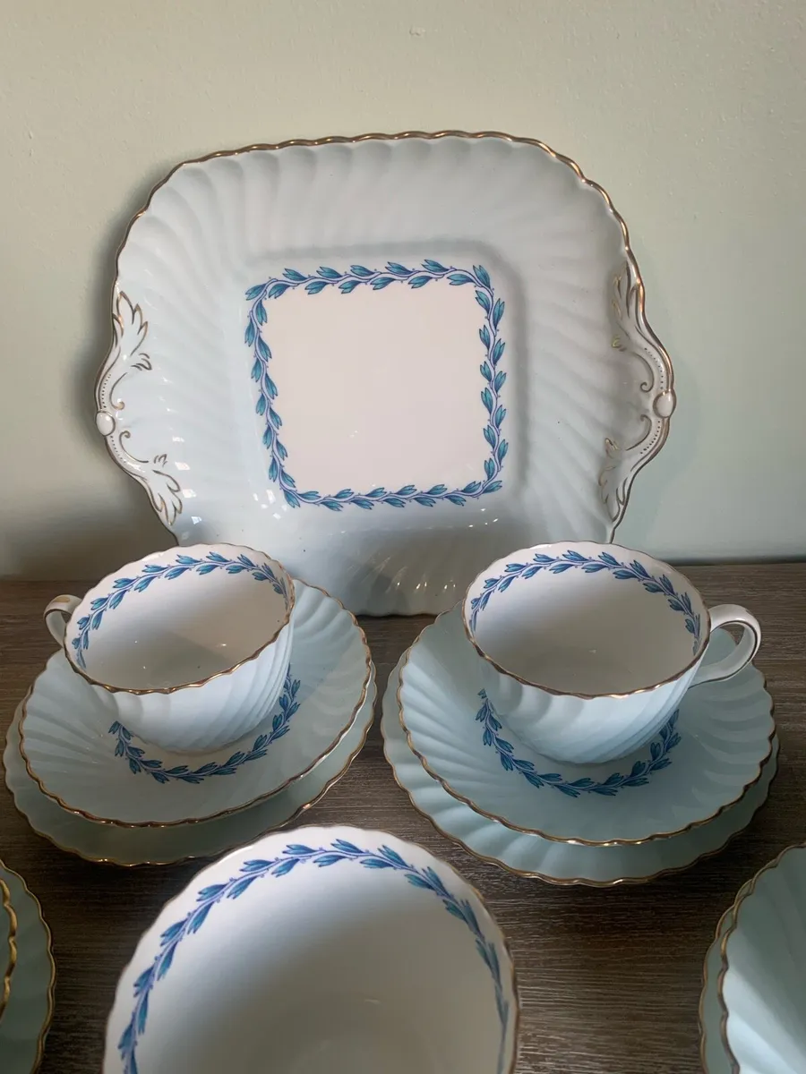 15 Piece Minton Cheviot China Tea Set - Image 4