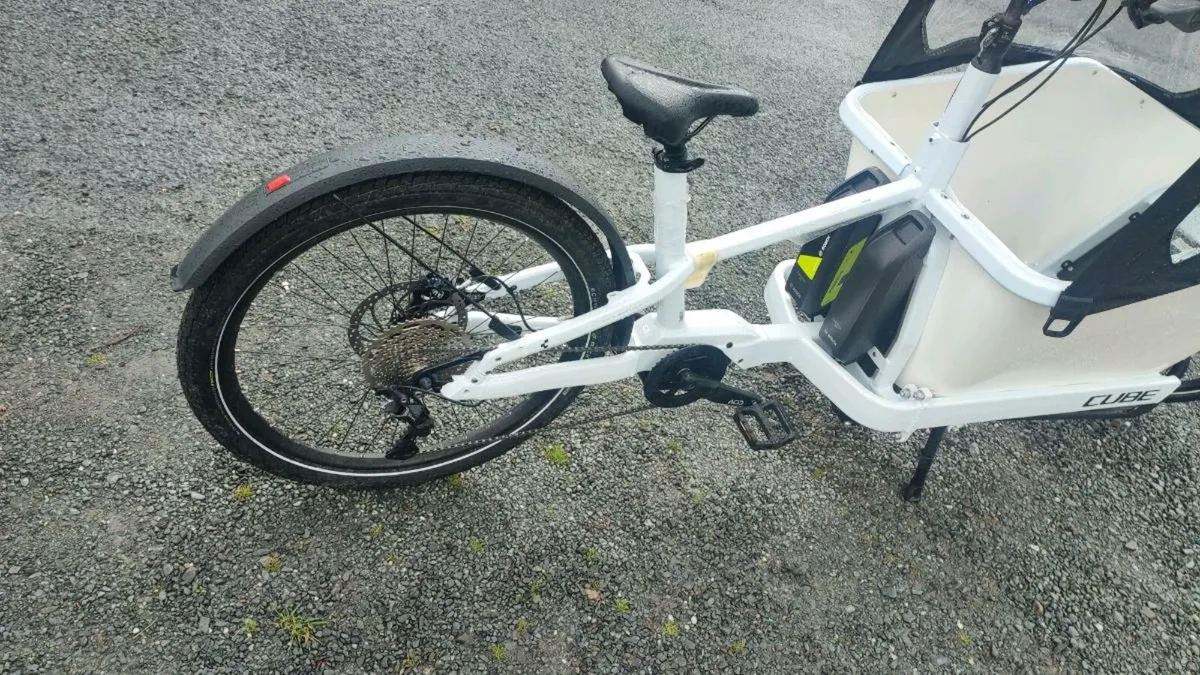 Cube cargo ebike Bosch 2 battery - Image 4