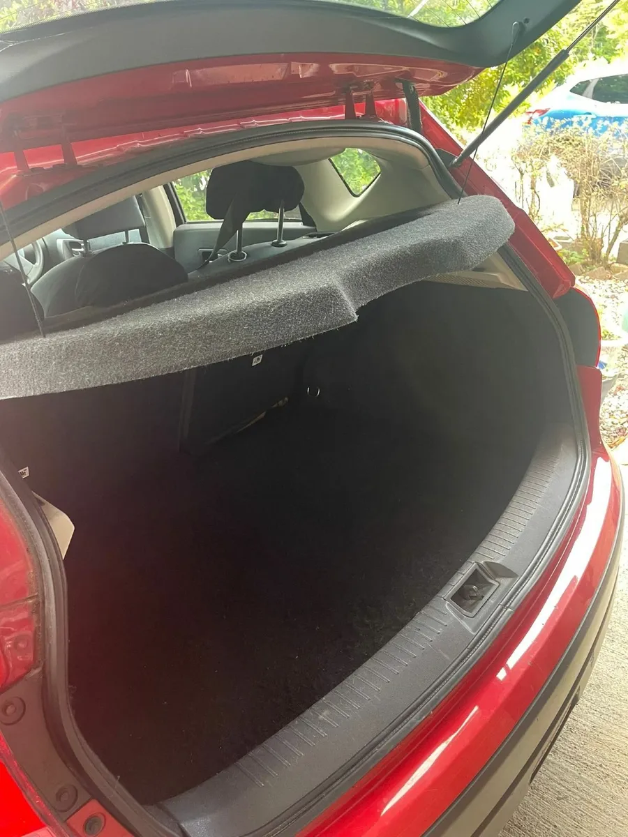Nissan Qashqai 2008 - Image 2