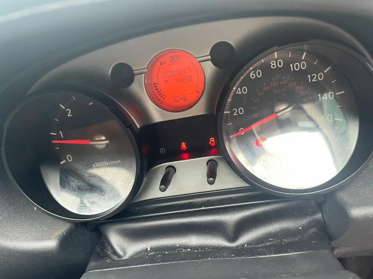Nissan Qashqai 2008 - Image 3