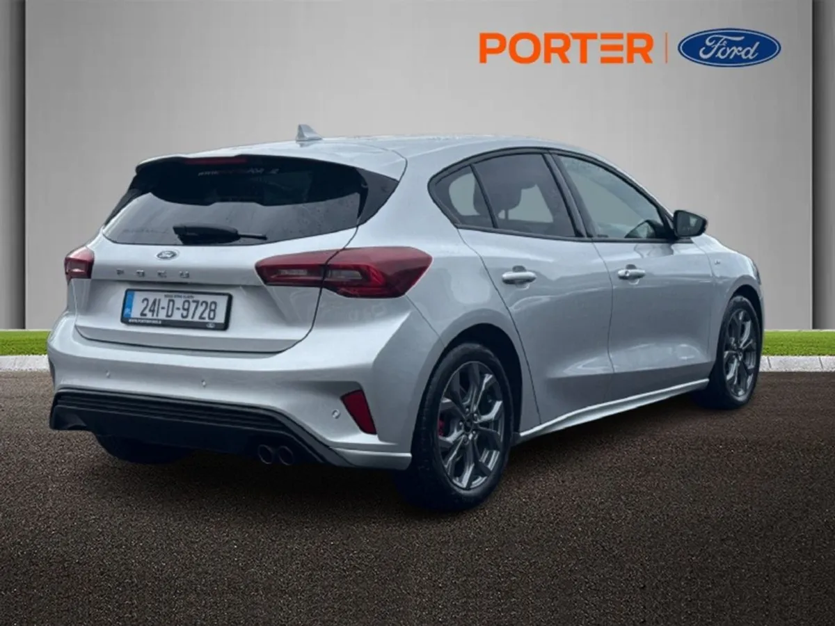 Ford Focus 1.0t Mhev ST Line 125PS - Image 3