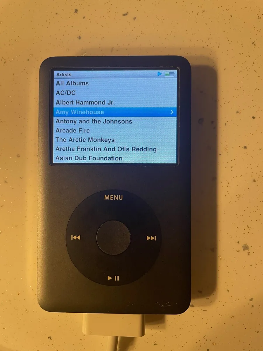 Apple iPOD classic 6th gen 120gb - Image 2