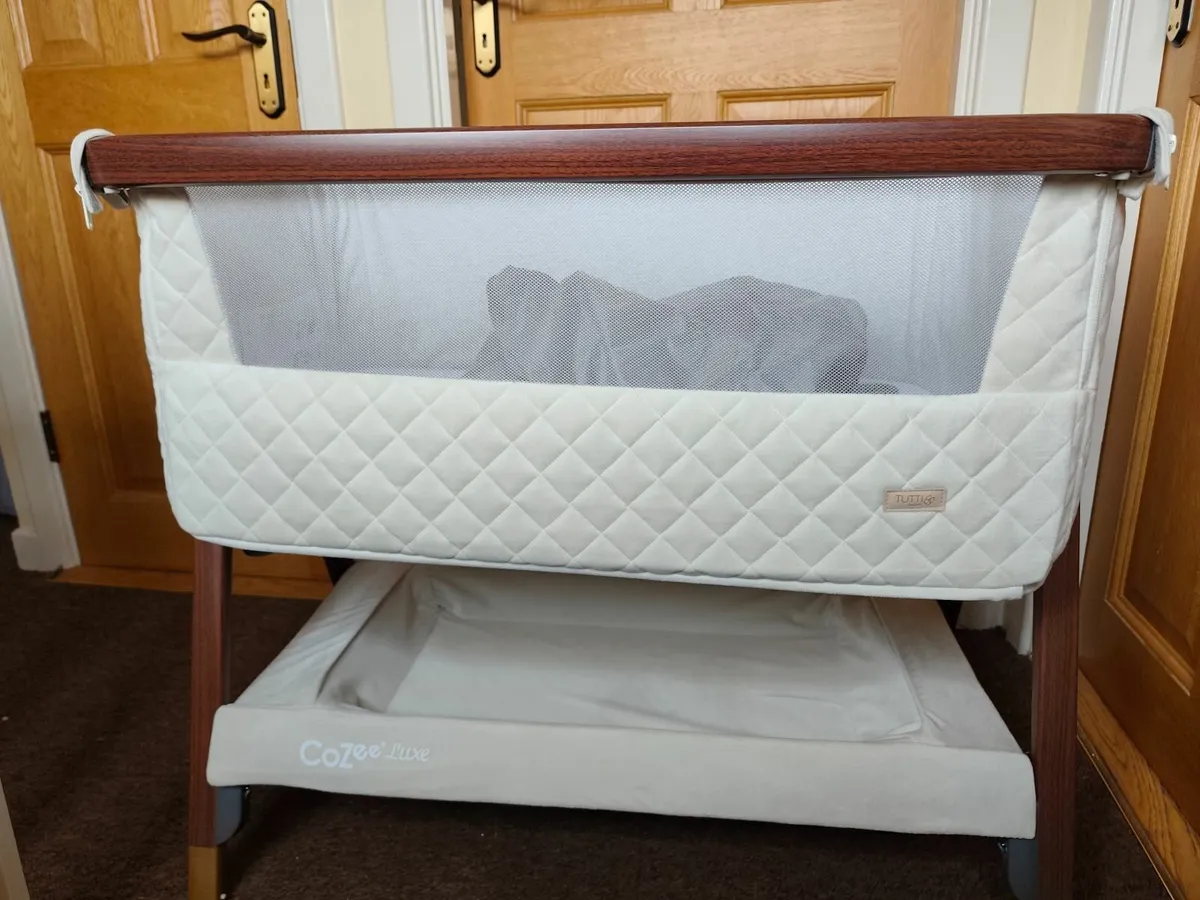 Bedside crib - Image 4