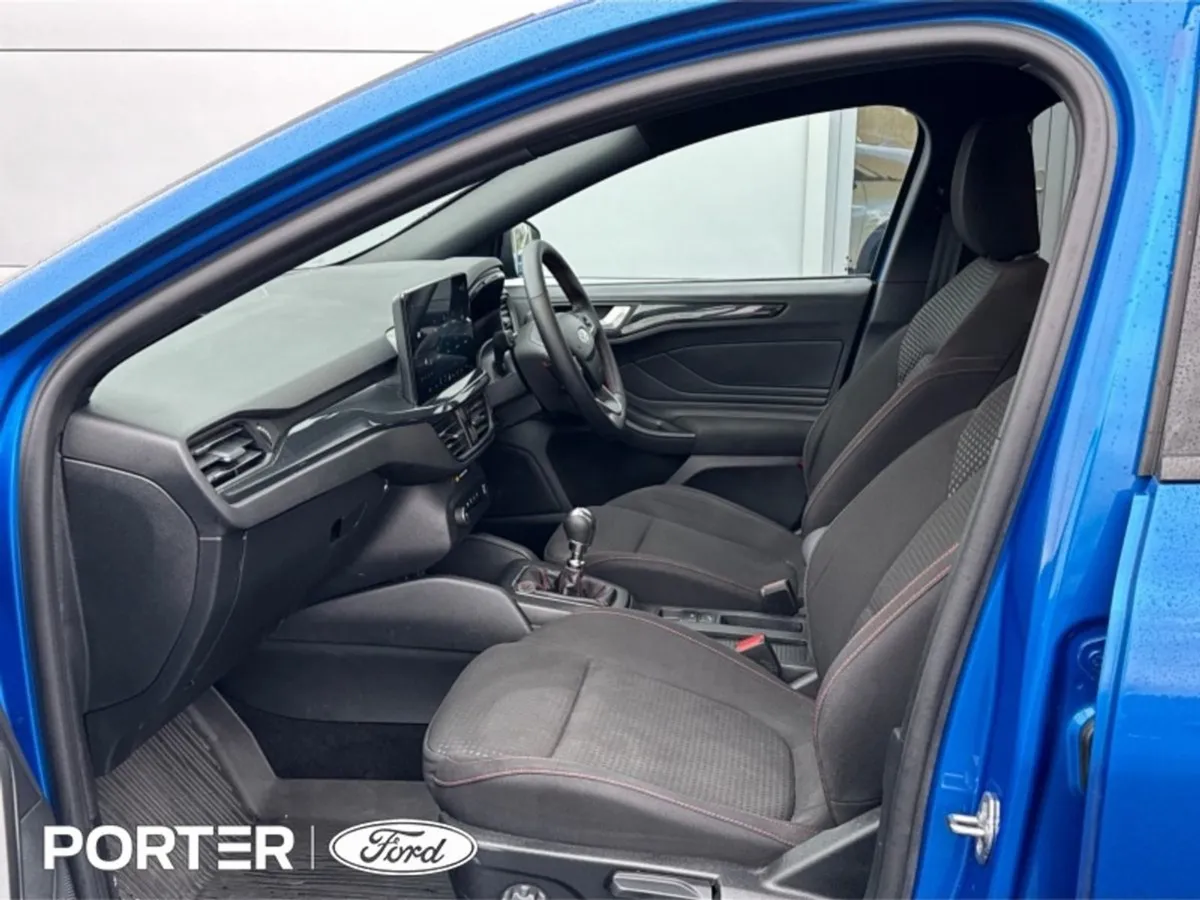 Ford Focus 1.0t Mhev ST Line 125PS - Image 4