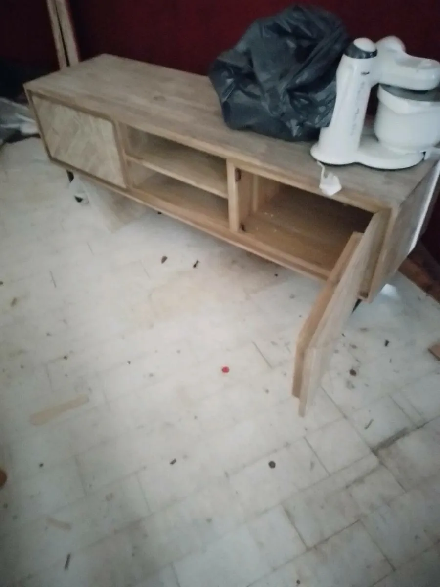 TV unit and coffee table - Image 1