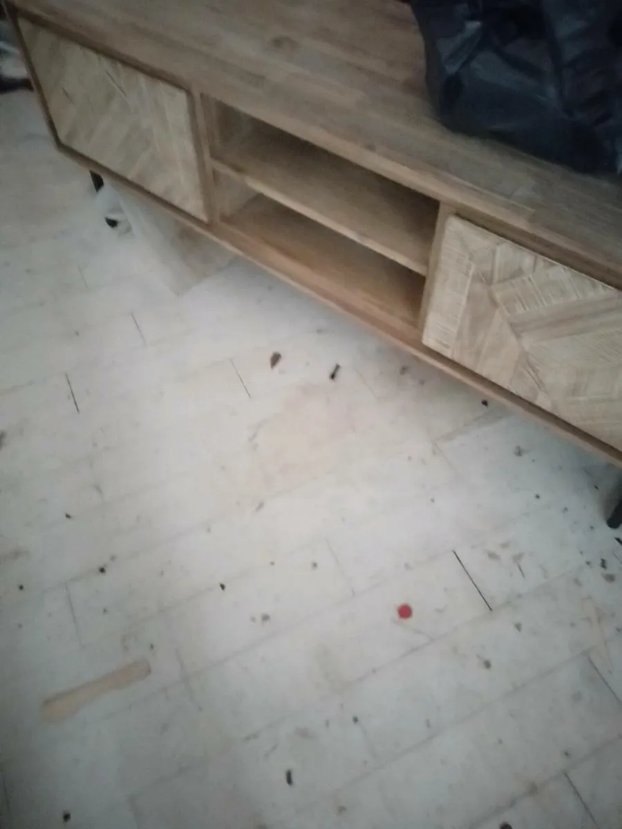 TV unit and coffee table - Image 2