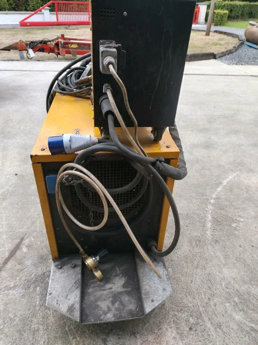 Mig welder - Image 2