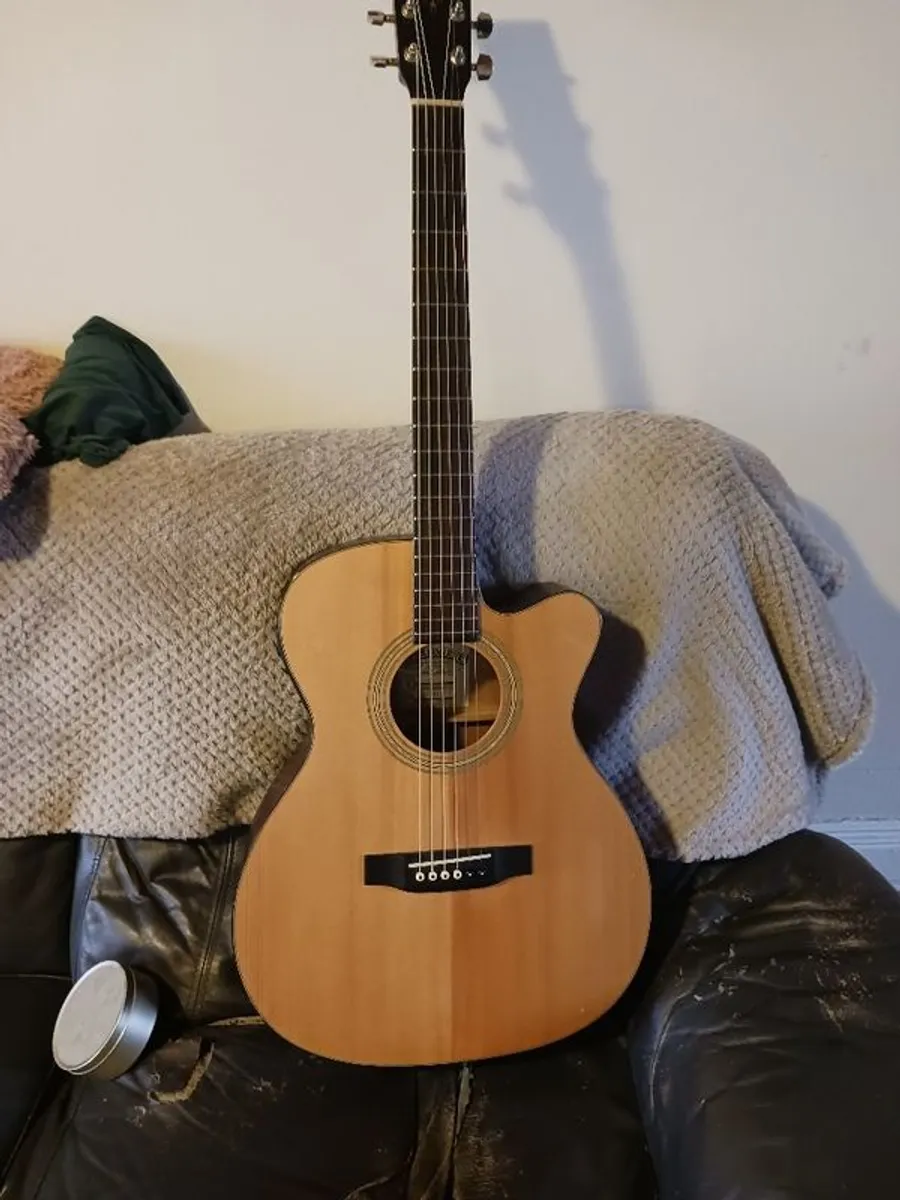 Semi acoustic guitar for sale - Image 4
