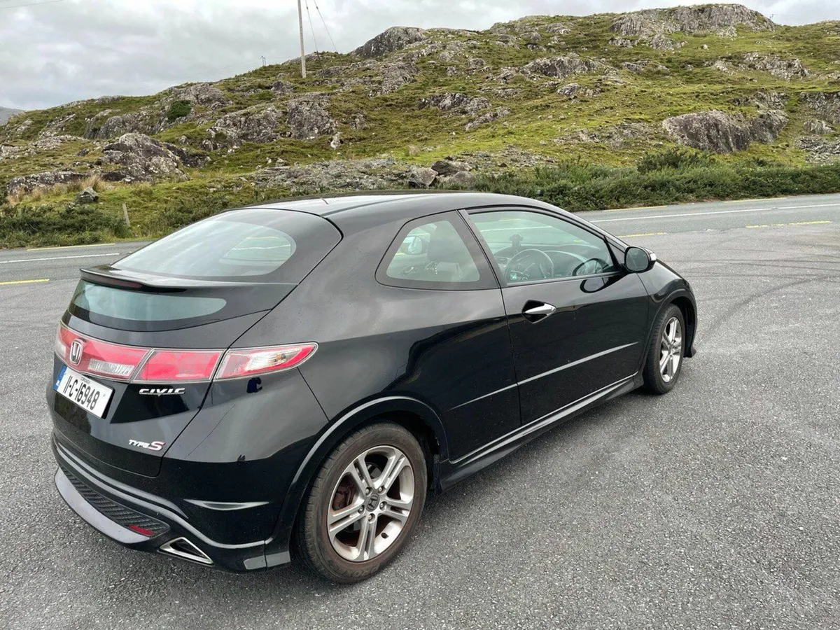 Honda Civic 2011 - Image 4