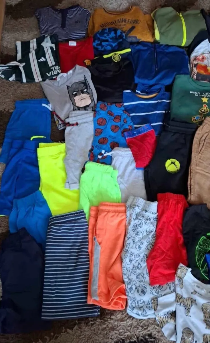 Boys clothes bundle age 7-8 - Image 2
