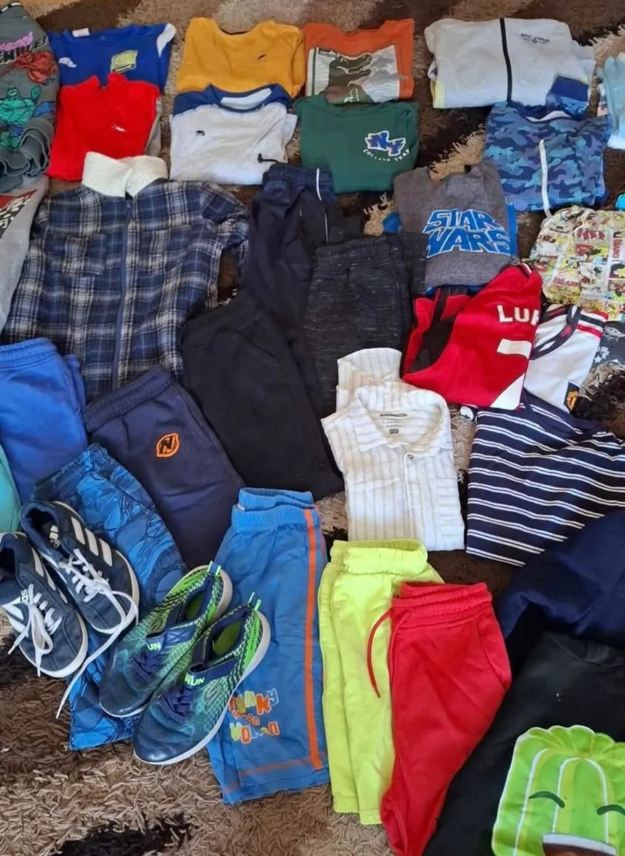 Boys clothes bundle age 8-9 - Image 3