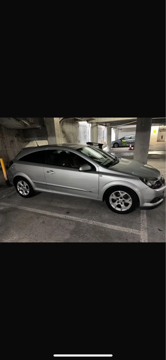 Car - Image 2