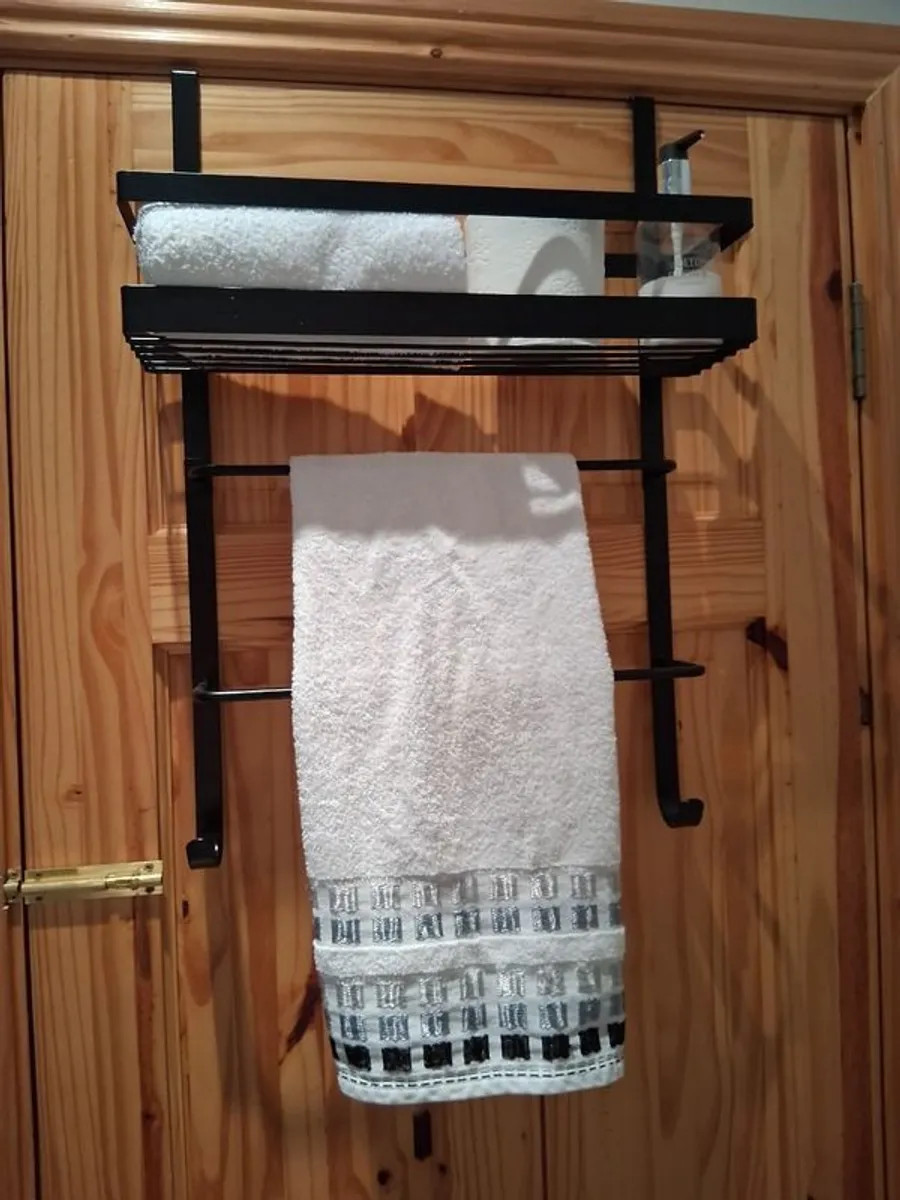 New matt black, over door hanger,  shelf, 2 x towel rails and 2 hooks. & 2 x hooks - Image 1