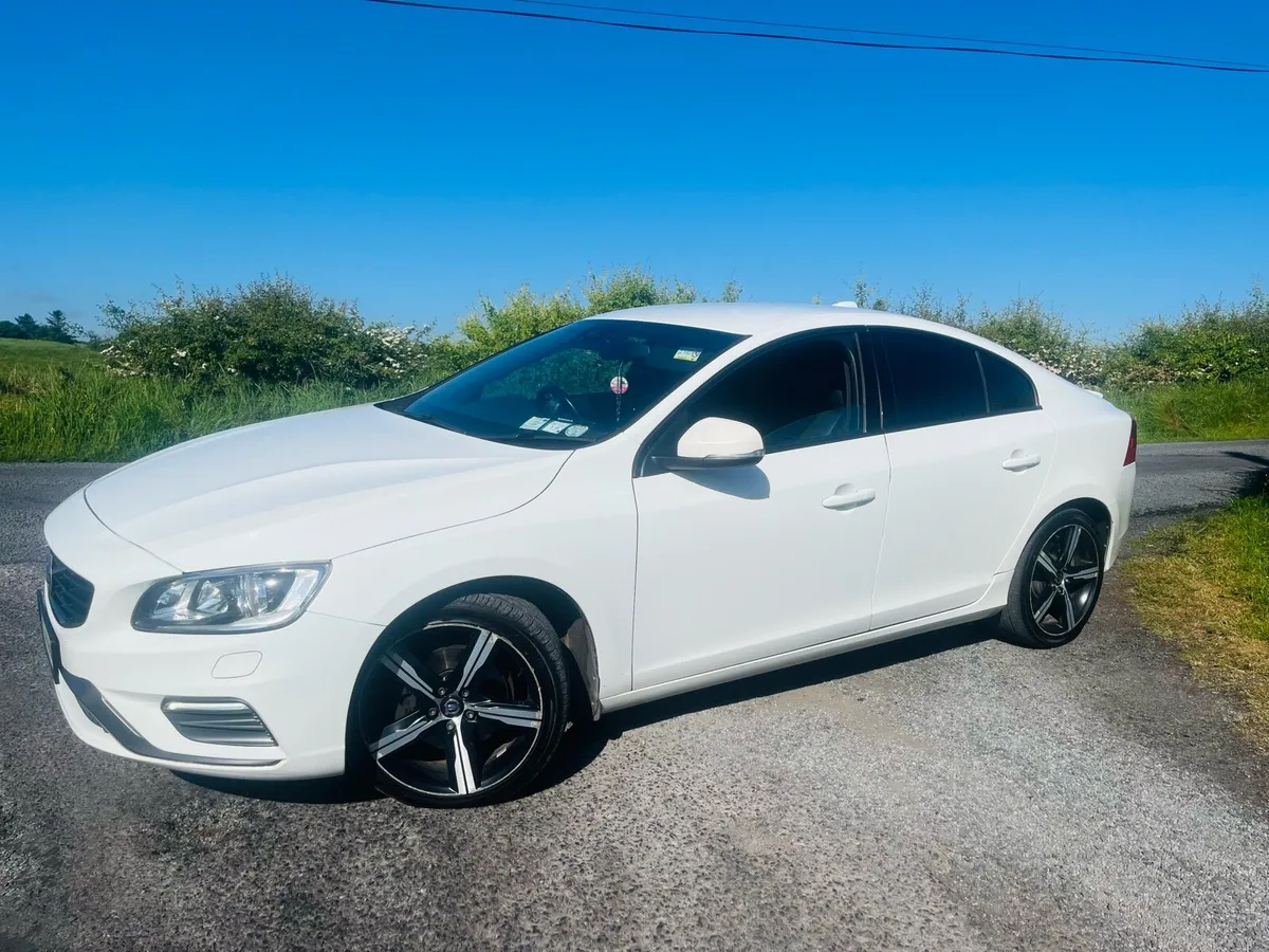 Volvo s60 R-Design sports . 2.0  diesel. - Image 2