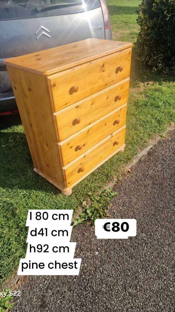 Pine chest of drawer - Image 1