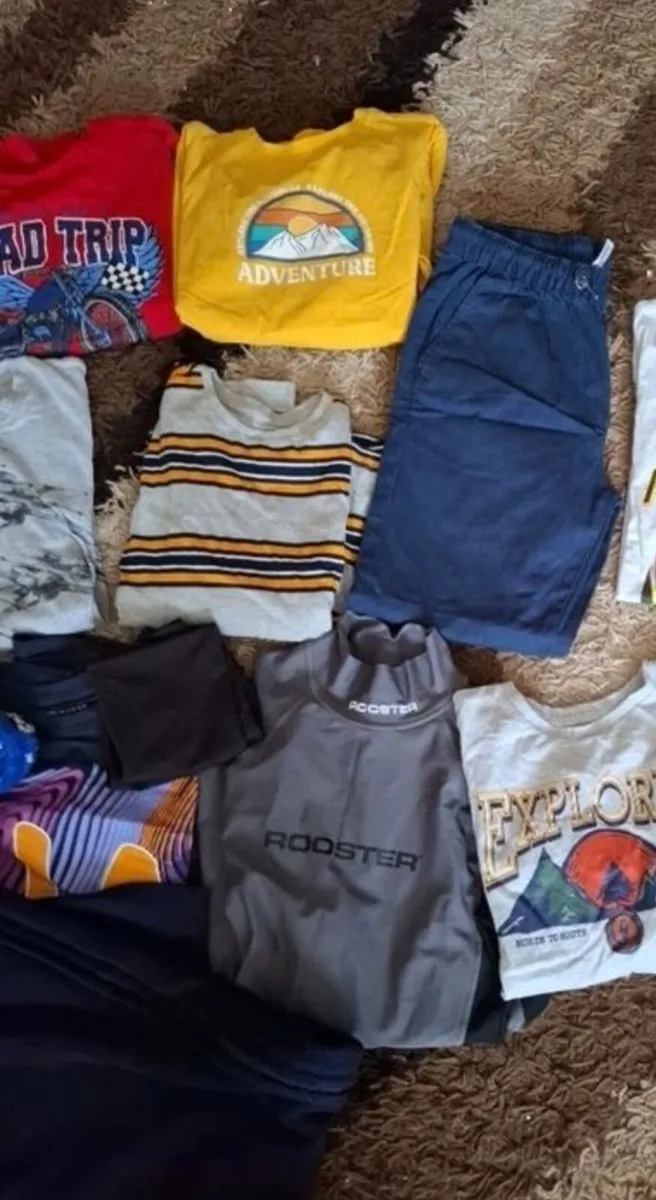Boys clothes bundle 9-10 - Image 3