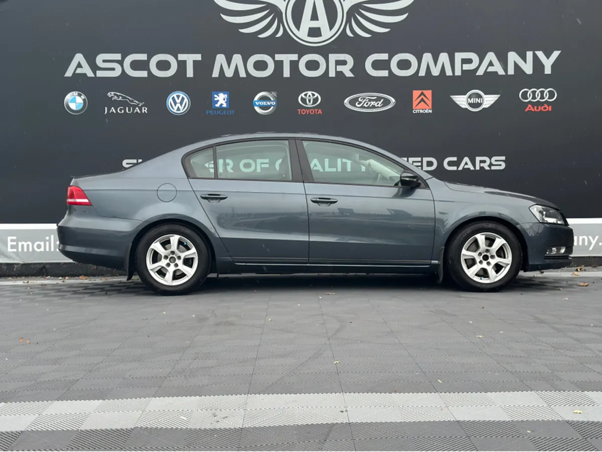 Volkswagen Passat 1.6 TDI 105PS 4DR BLUEMOTION TEC - Image 2