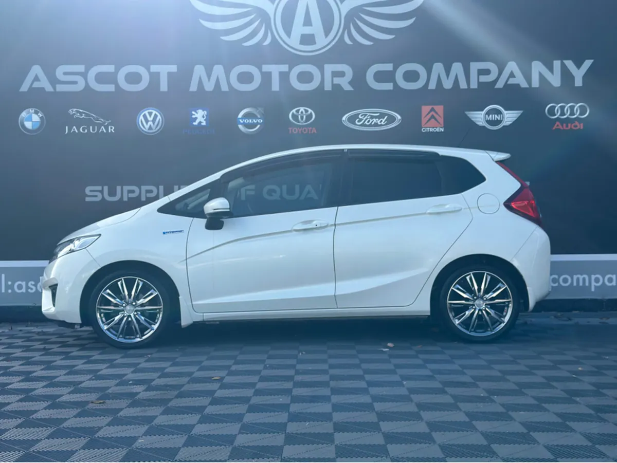 Honda Fit Auto - Image 4