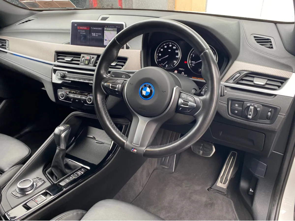 BMW X2 XDRIVE25E M SPORT 5DR AUTO - Image 2