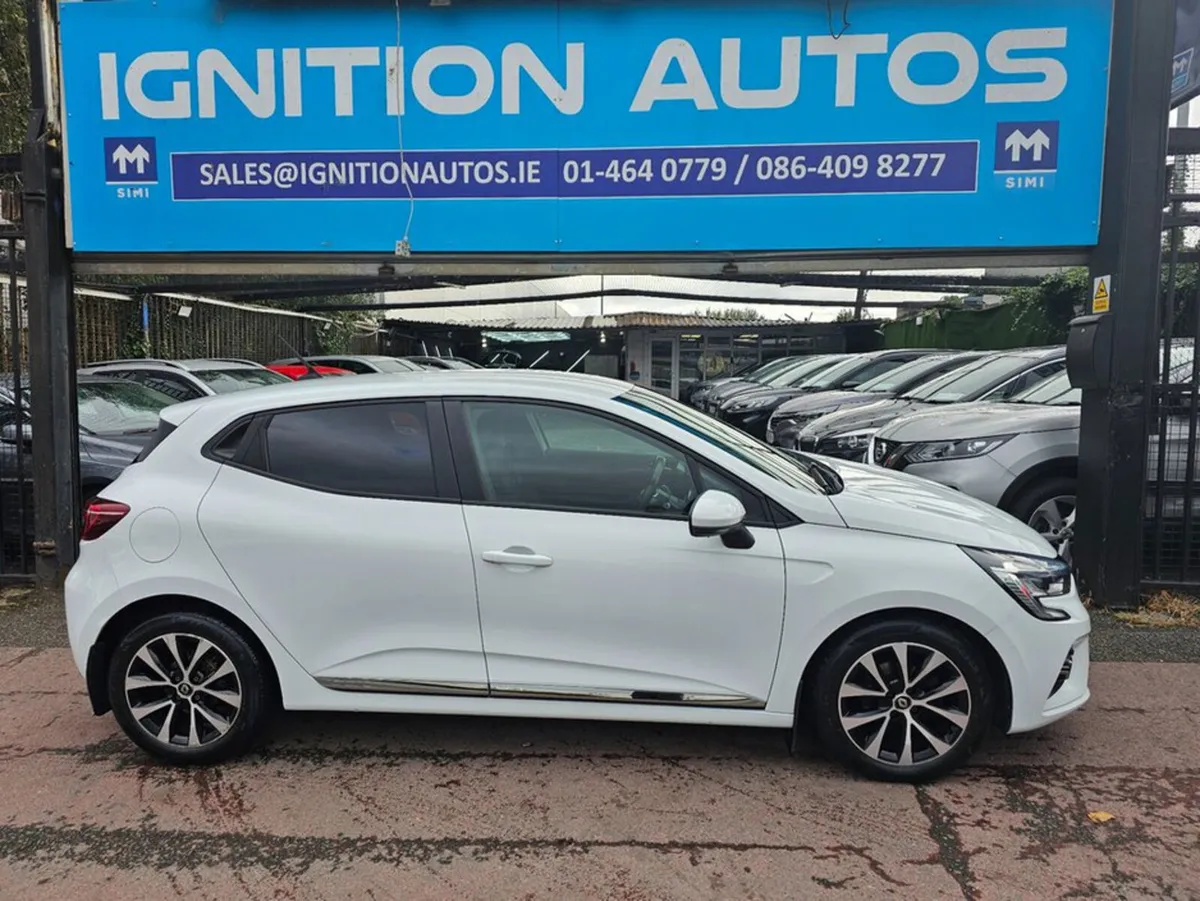 Renault Clio 1.0 PETROL, ICONIC MODEL, LOW MILEAGE - Image 2