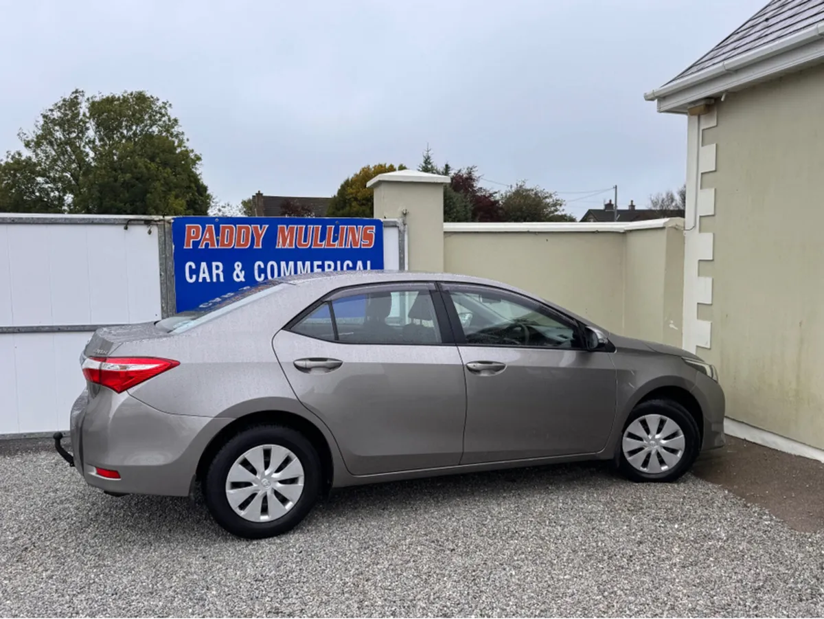 Toyota Corolla ONLY 70KMS FULL SERVICE HISTORY - Image 4