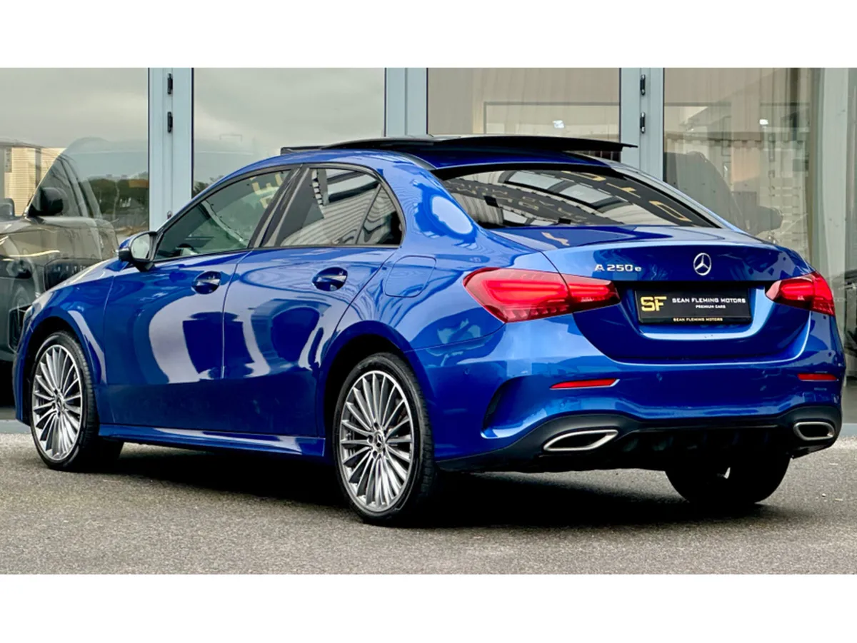 Mercedes-Benz A-Class 250 AMG PREMIUM PLUS - Image 2