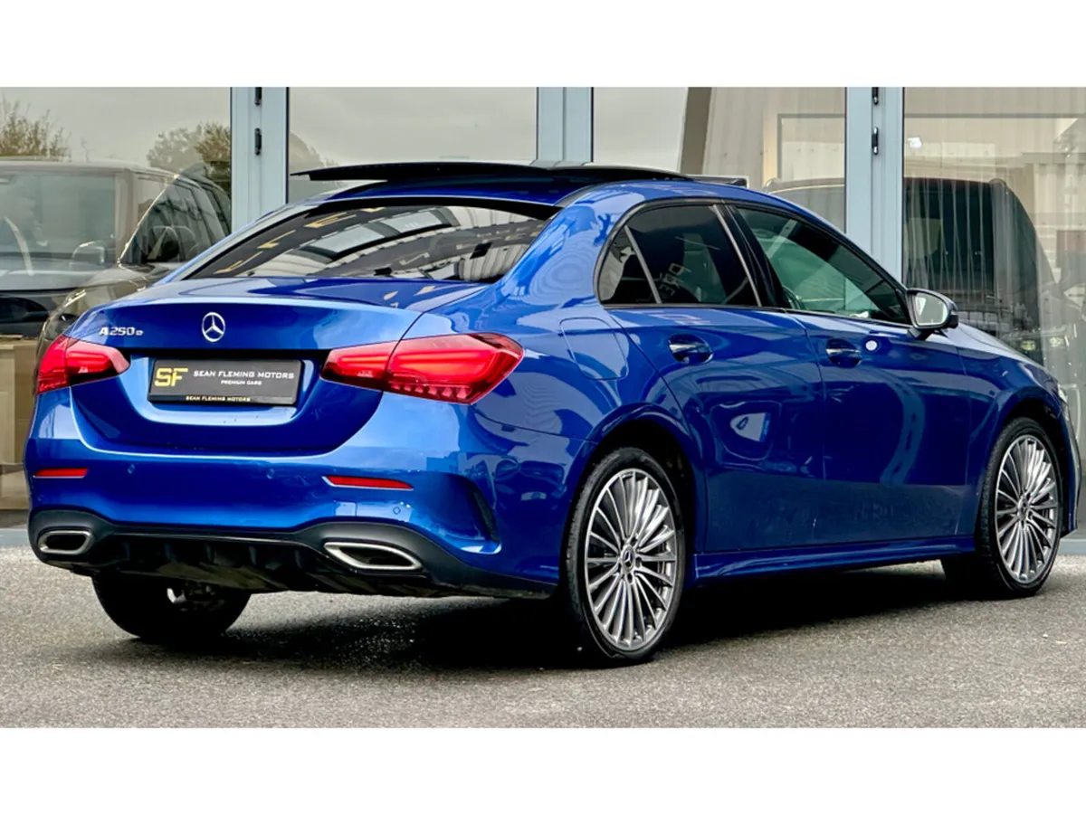 Mercedes-Benz A-Class 250 AMG PREMIUM PLUS - Image 3