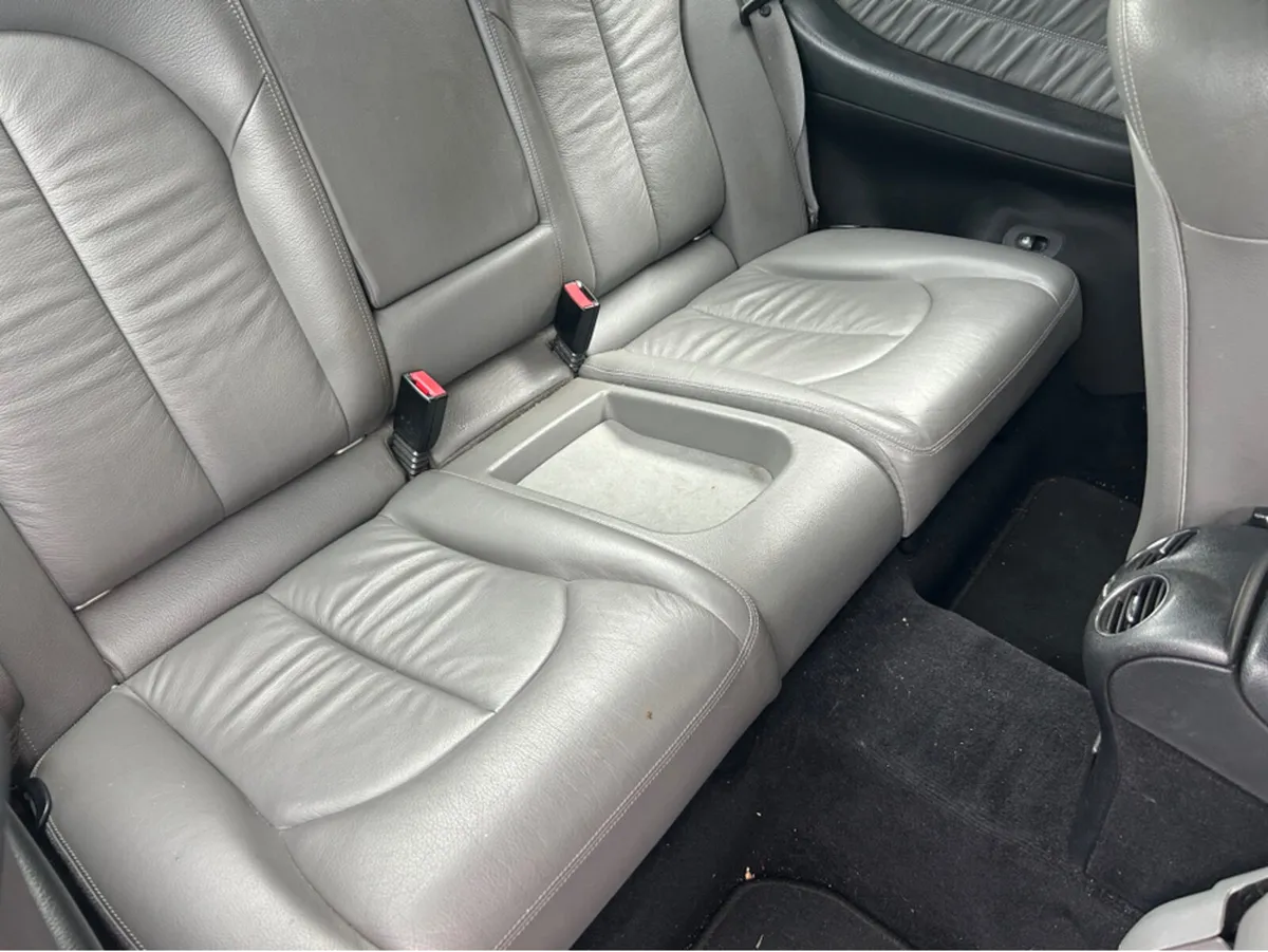 Mercedes-Benz CLK 220 CDI AVANTGARDE 2DR AUTO  TRA - Image 2