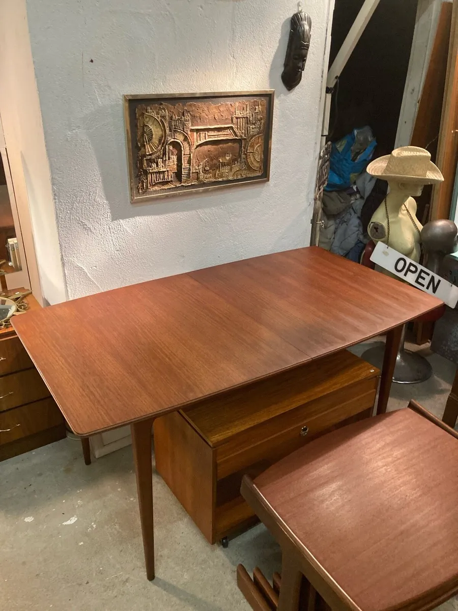 Mcintosh Table Warehouse Open Sat 20th Sept 12-4pm - Image 1
