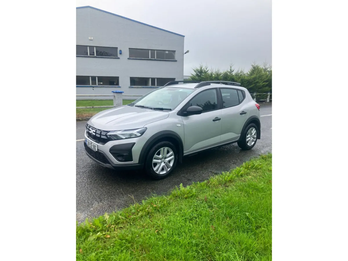 Dacia Sandero STEPWAY ESSENTIAL TCE - Image 1