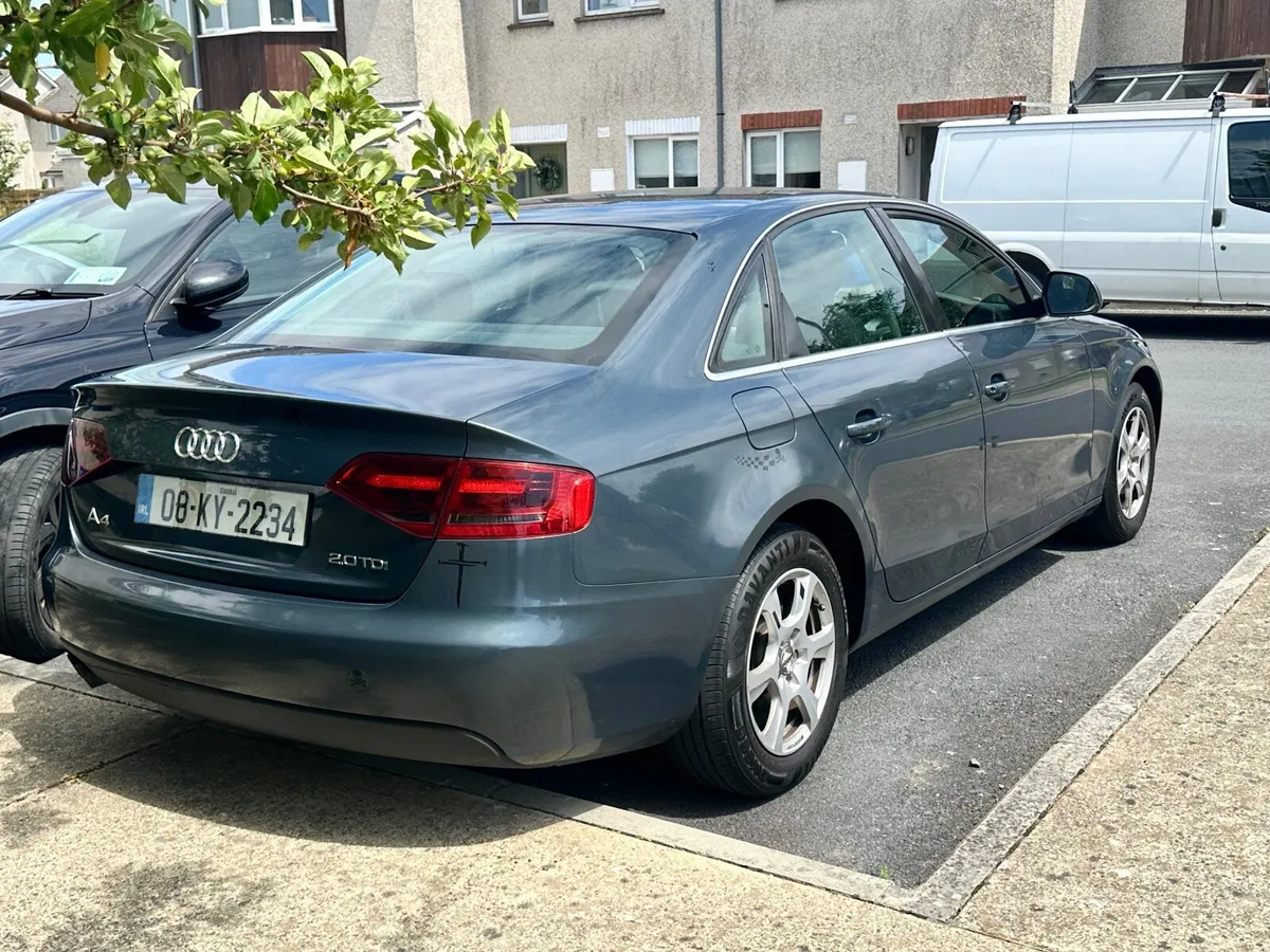 Audi A4 2008 - Image 2