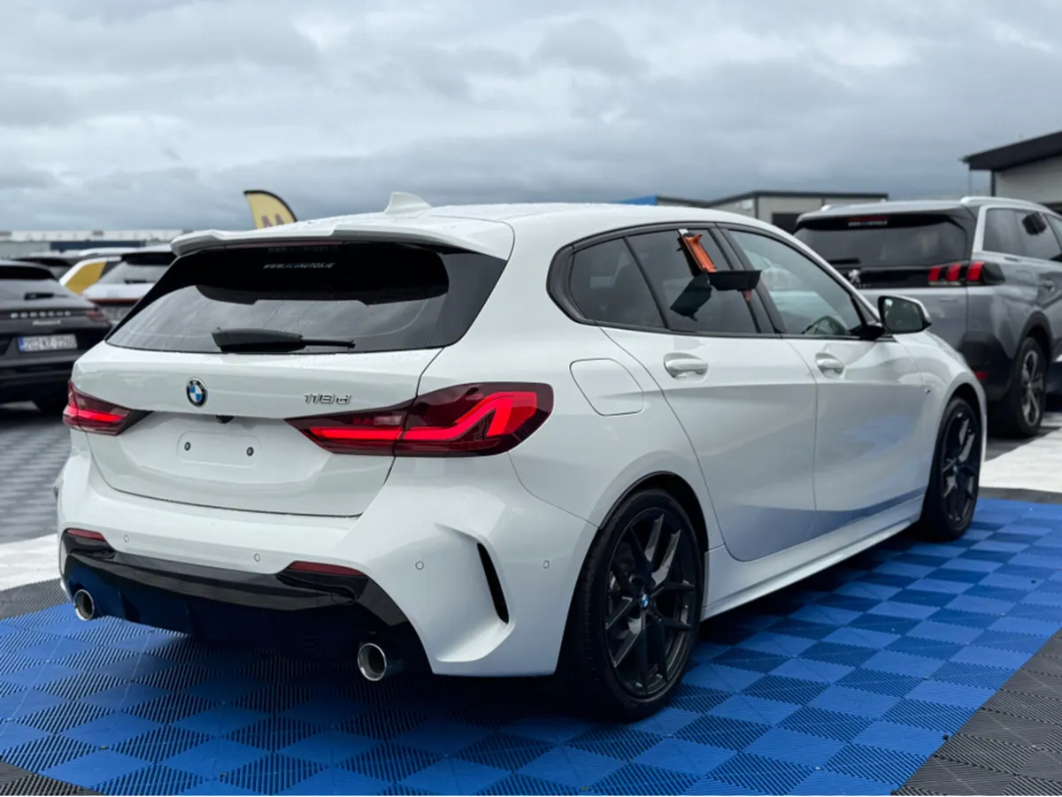 BMW 1-Series M-SPORT SHADOW EDT - 2.0L DIESEL - AU - Image 4