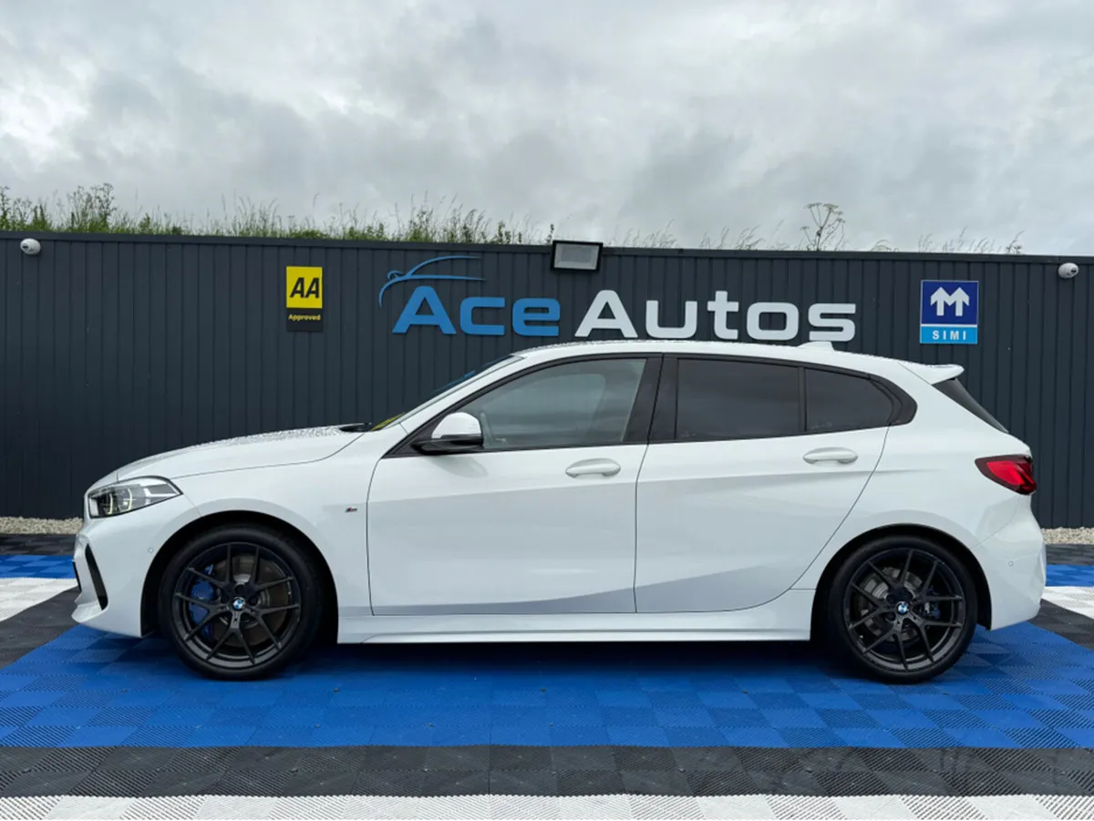BMW 1-Series M-SPORT SHADOW EDT - 2.0L DIESEL - AU - Image 4