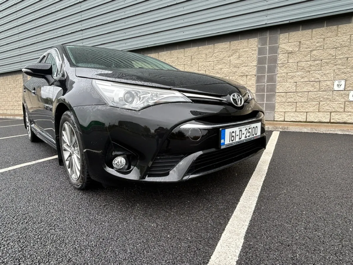 Toyota Avensis 1.6 D LUNA NAV ** IRISH CAR ** HIGH - Image 3