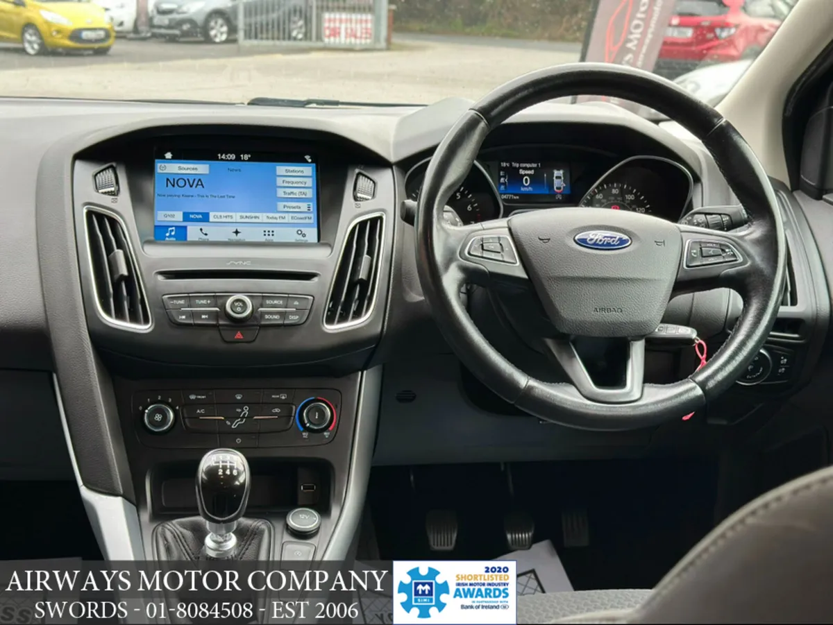 Ford Focus 1.0L ECOBOOST ZETEC TURBO 5DR - Image 3