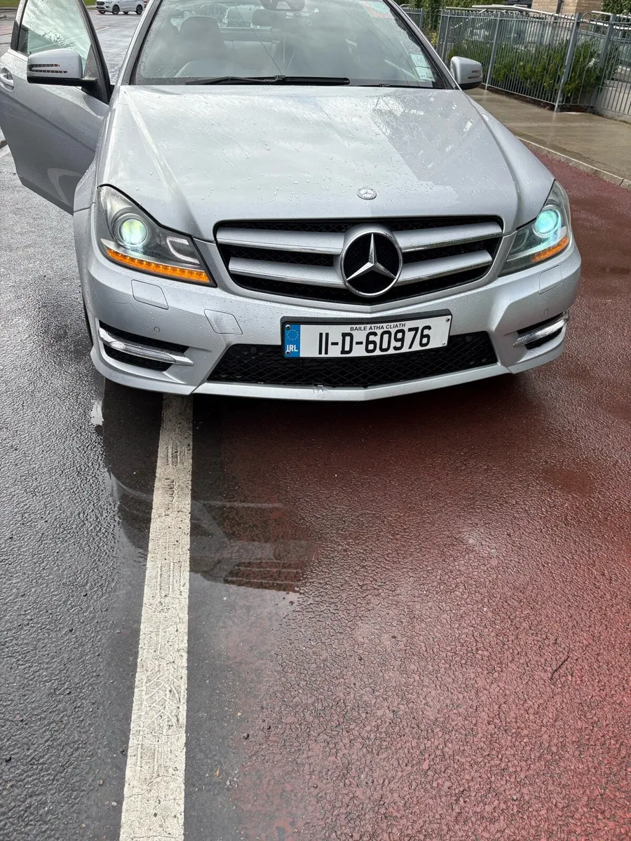 C250 AMG MERCEDES BENZ COUPE - Image 2
