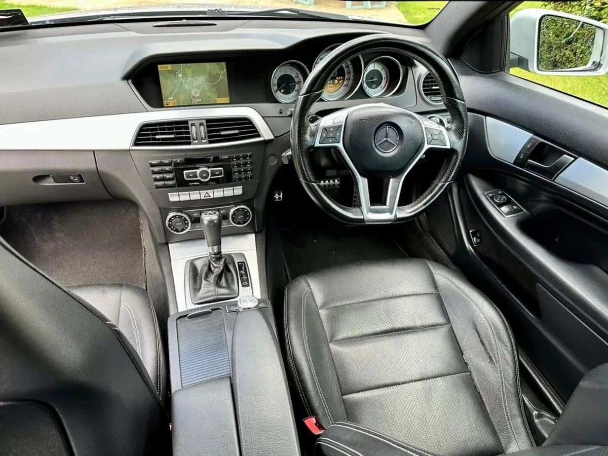 C250 AMG MERCEDES BENZ COUPE - Image 3