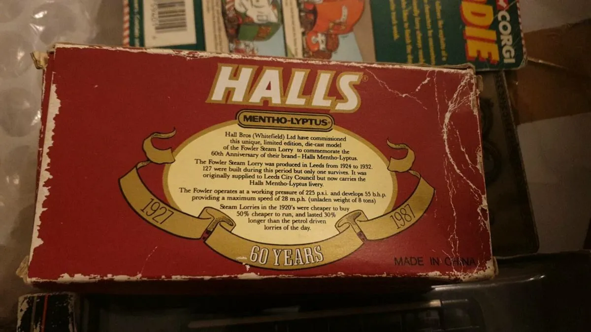 VINTAGE  OLD DIE .CAST .MODEL..HALLS.. - Image 1