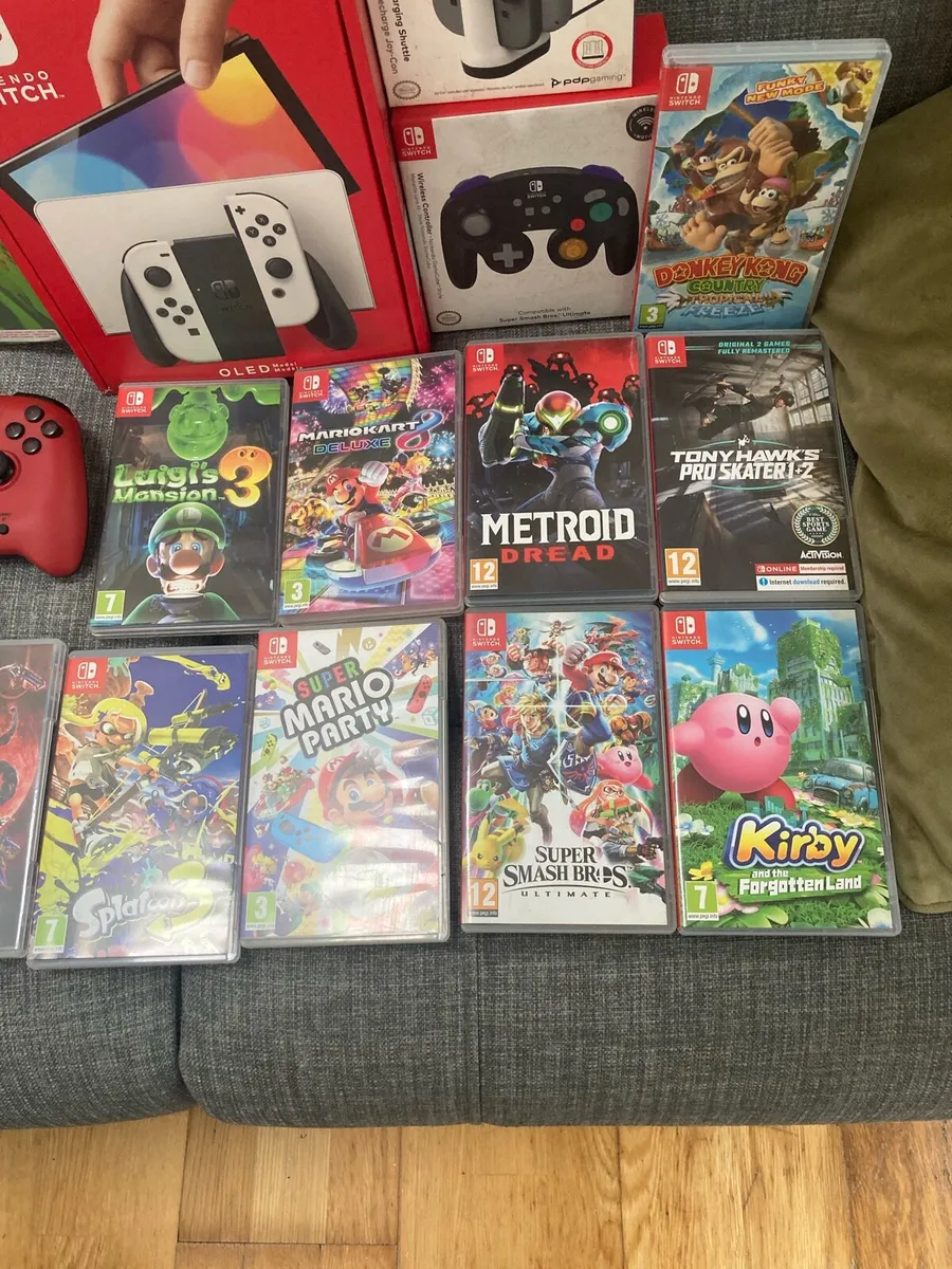 Nintendo switch OLED - Image 4