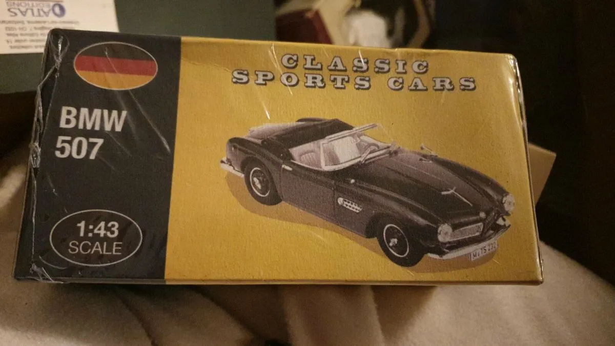 DIE.CAST MODELS..BMW ..DB5..FACTORY. SEAL .RARE... - Image 2