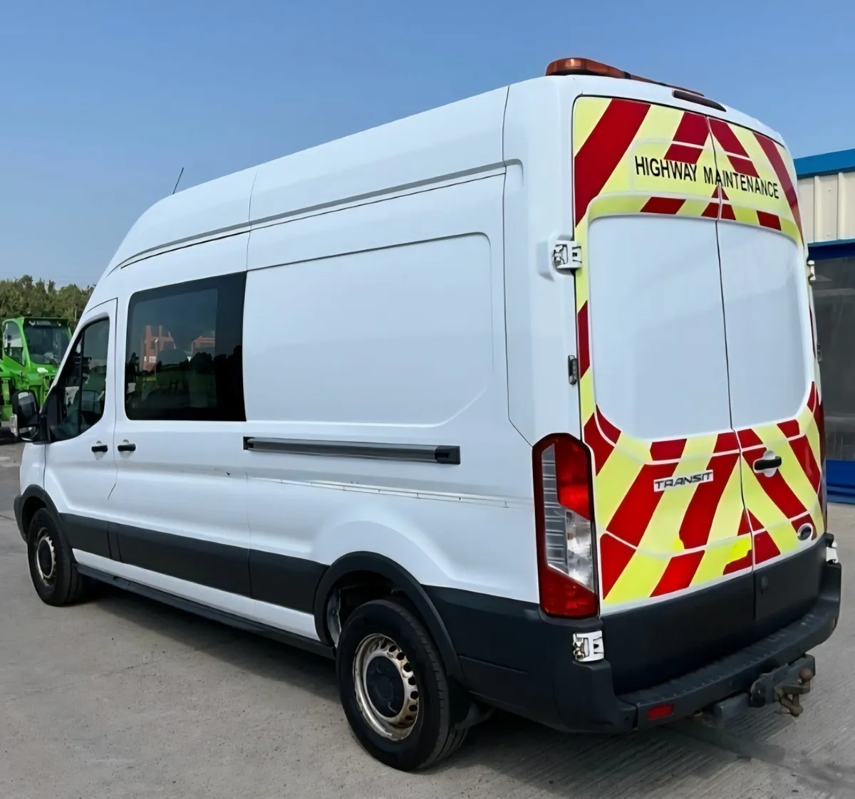 FORD TRANSIT. WELFARE CREW CAB.. CAMPER  7 SEATS - Image 4