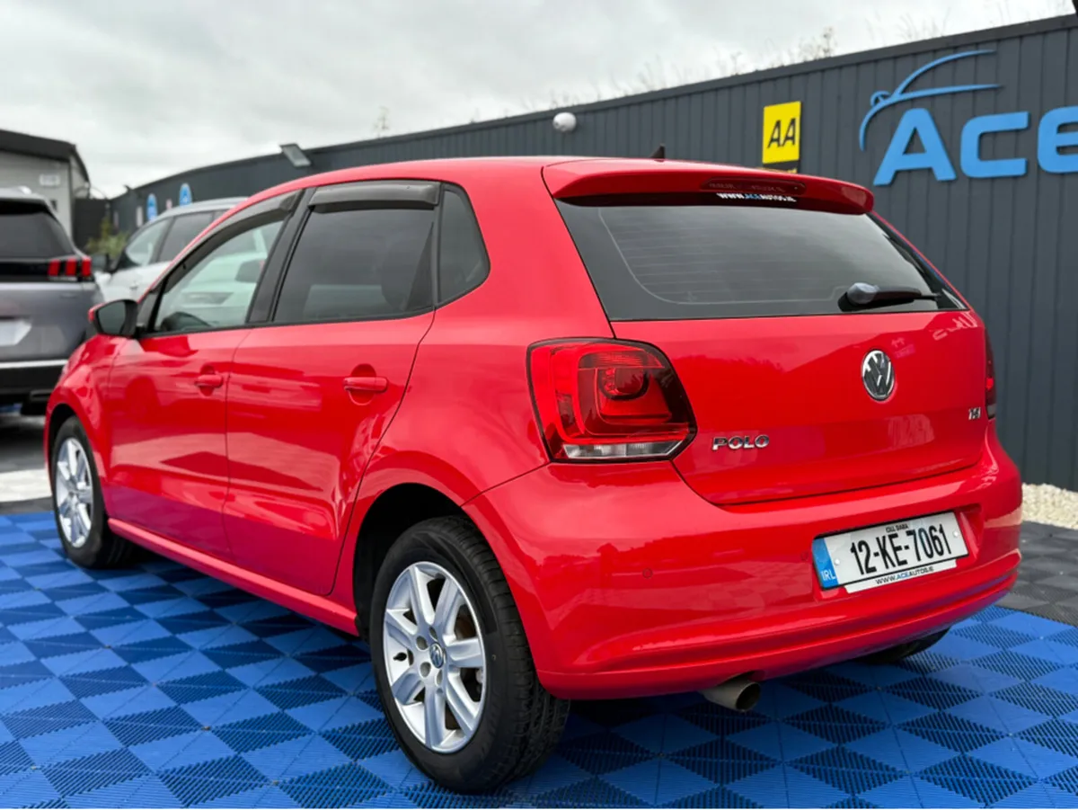Volkswagen Polo HIGHLINE - 1.2 PETROL - AUTOMATIC - Image 4
