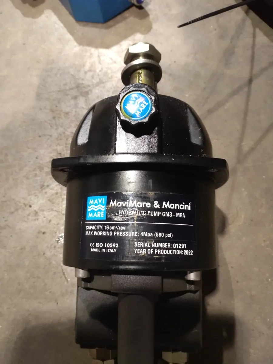 Power steering kit up to 90hp - Image 1