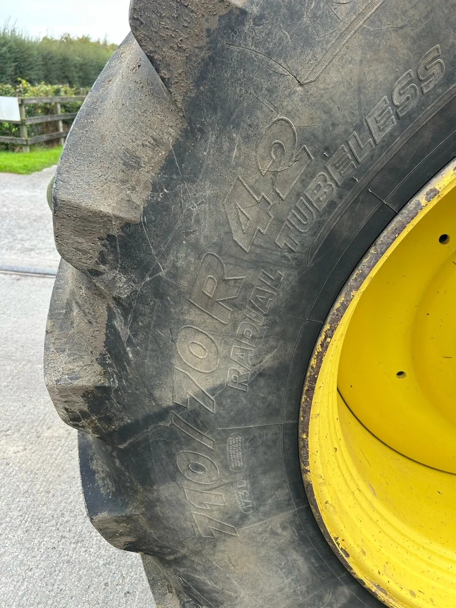 Michelin 710/70R42 600/70R30 - Image 2