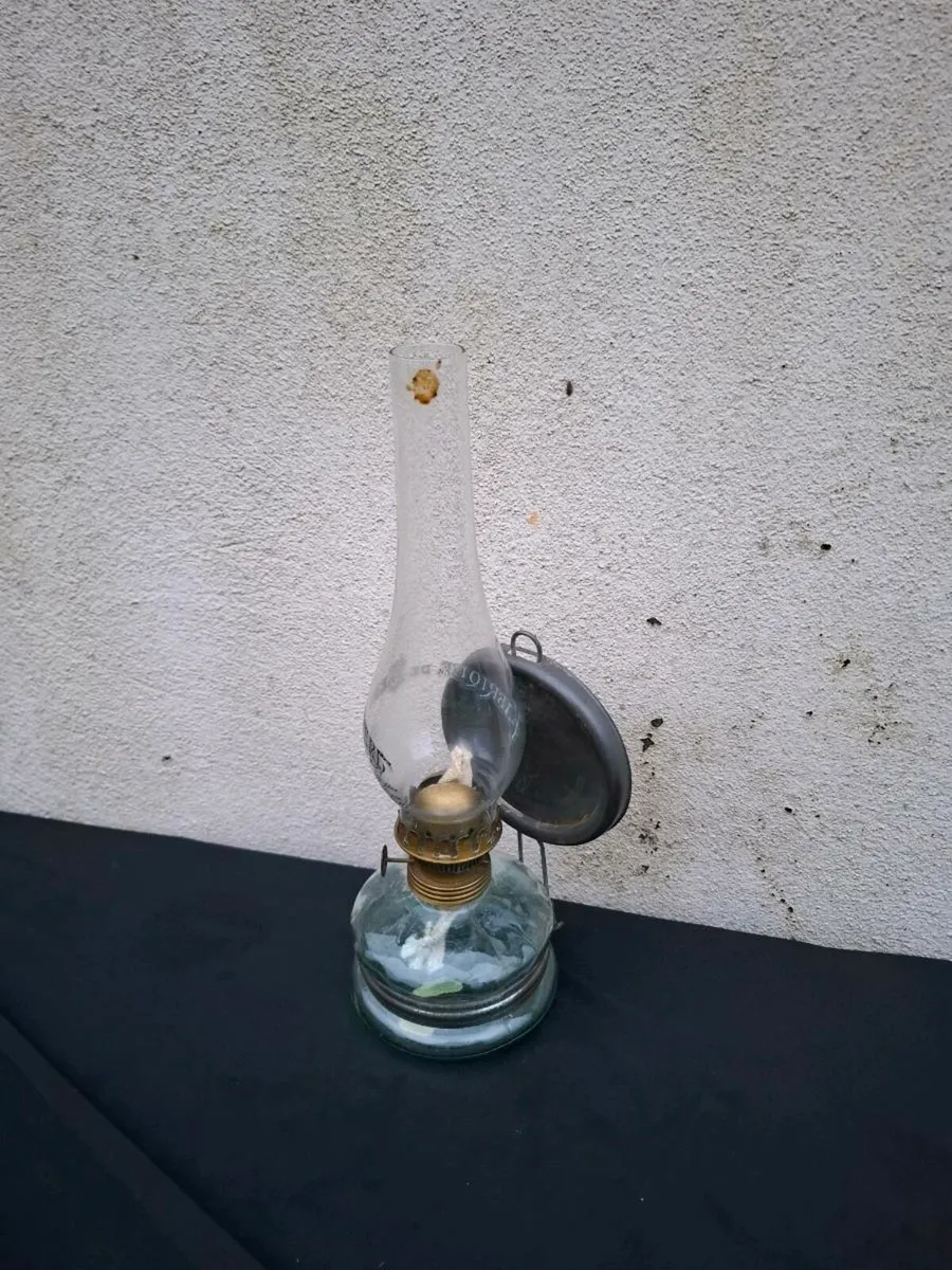 Mural oil lamp postage possible - Image 1