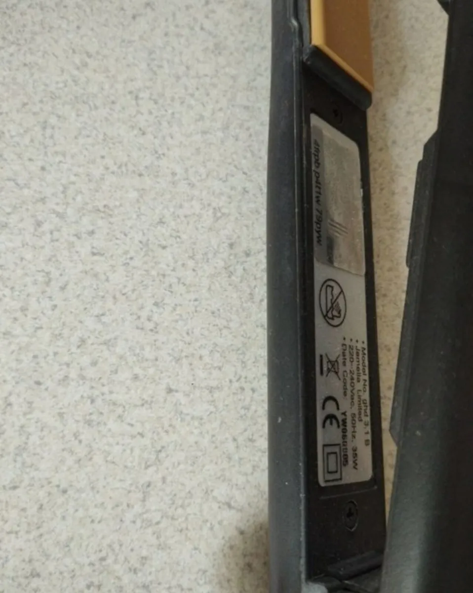 GHD hair straightener - Image 4