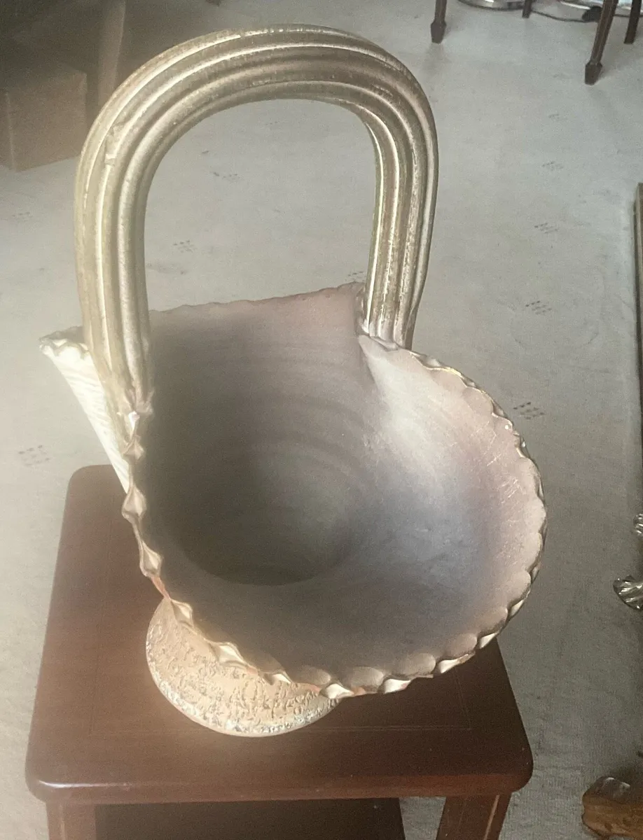 Large Ceramic Posy Bsket - Image 4