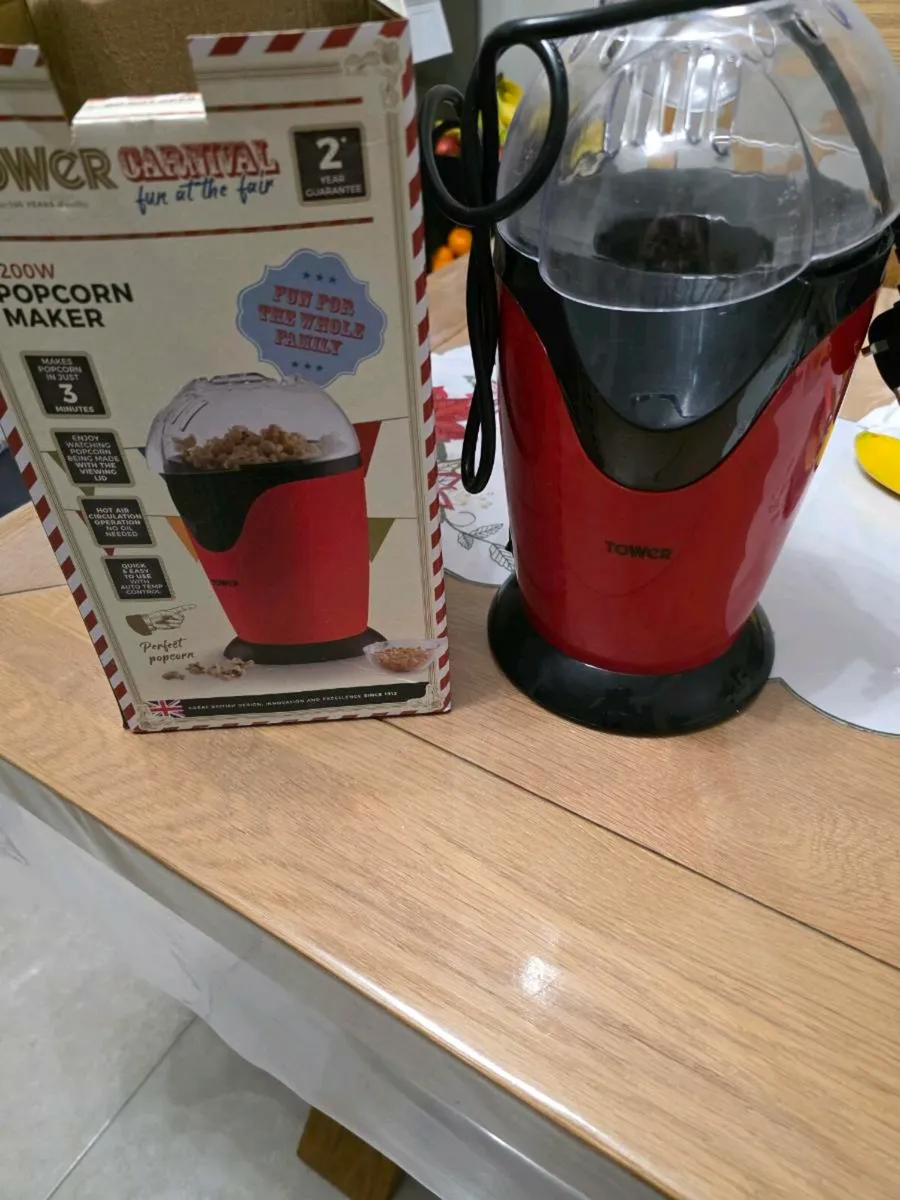 Popcorn Maker  like new used once